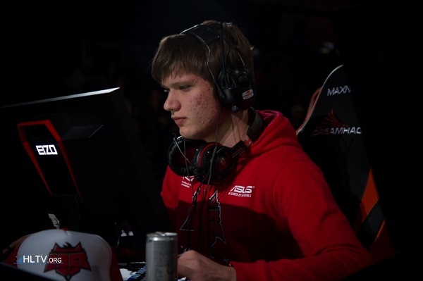 Navi将在IEM Katowice 2025的比赛中面对 Spirit ，以争夺季后赛名额